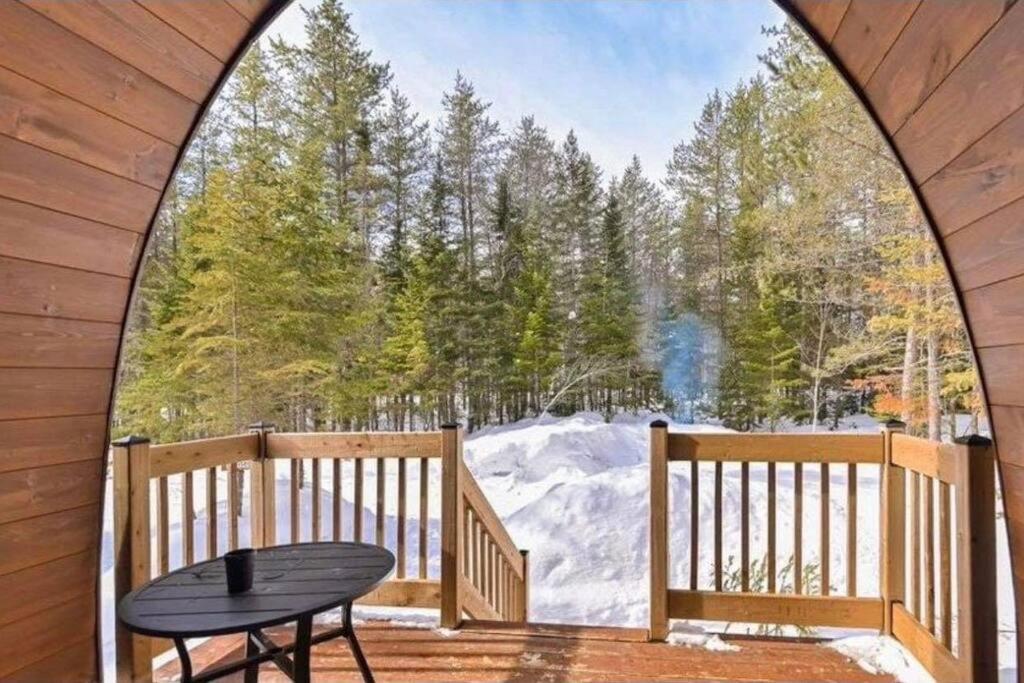 Chalet Alice A Louer Avec Spa Mauricie Saint-Alexis-des-Monts Exterior photo
